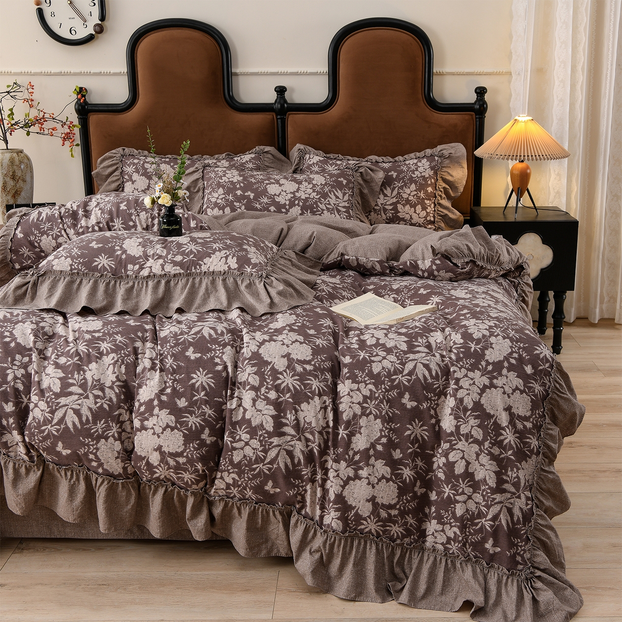 91家纺网 家纺一手货源 找家纺 赛丽雅 2025秋冬新款加厚130克高克重中古复古风磨毛四件套 枫林晚