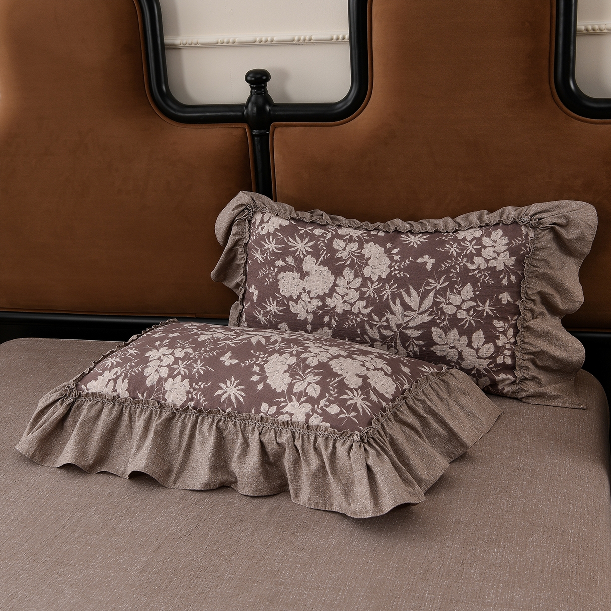 91家纺网 家纺一手货源 找家纺 赛丽雅 2025秋冬新款加厚130克高克重中古复古风磨毛四件套 枫林晚