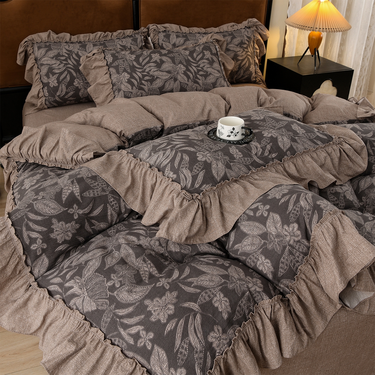 91家纺网 家纺一手货源 找家纺 赛丽雅 2025秋冬新款加厚130克高克重中古复古风磨毛四件套 佩利斯