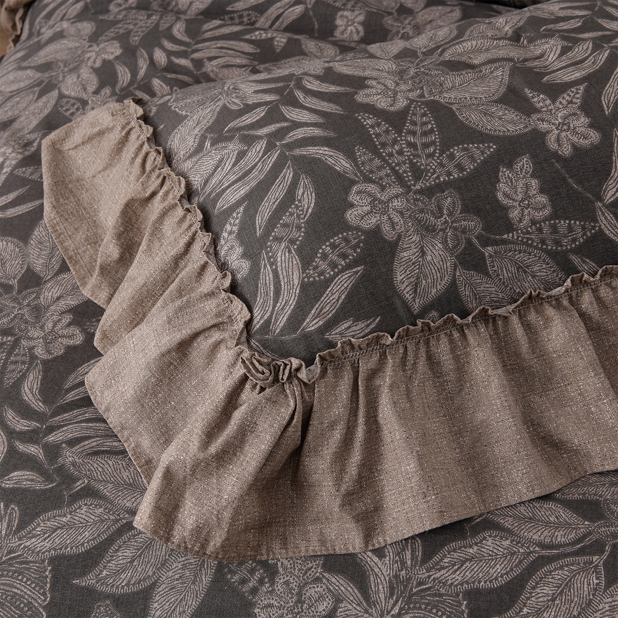 91家纺网 家纺一手货源 找家纺 赛丽雅 2025秋冬新款加厚130克高克重中古复古风磨毛四件套 佩利斯