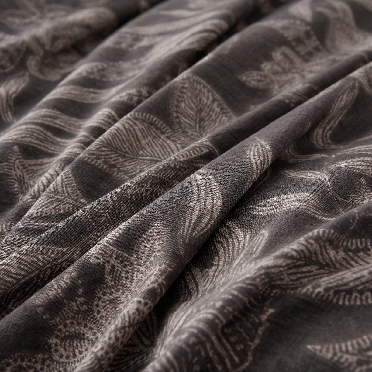 91家纺网 家纺一手货源 找家纺 赛丽雅 2025秋冬新款加厚130克高克重中古复古风磨毛四件套 佩利斯