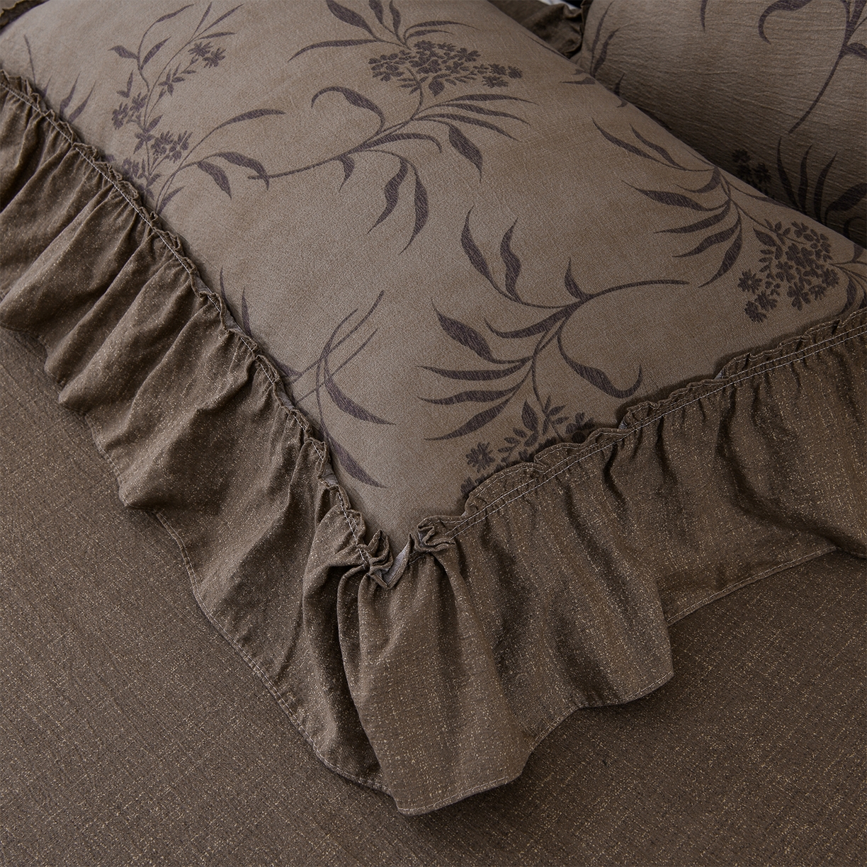 91家纺网 家纺一手货源 找家纺 赛丽雅 2025秋冬新款加厚130克高克重中古复古风磨毛四件套 玉茗