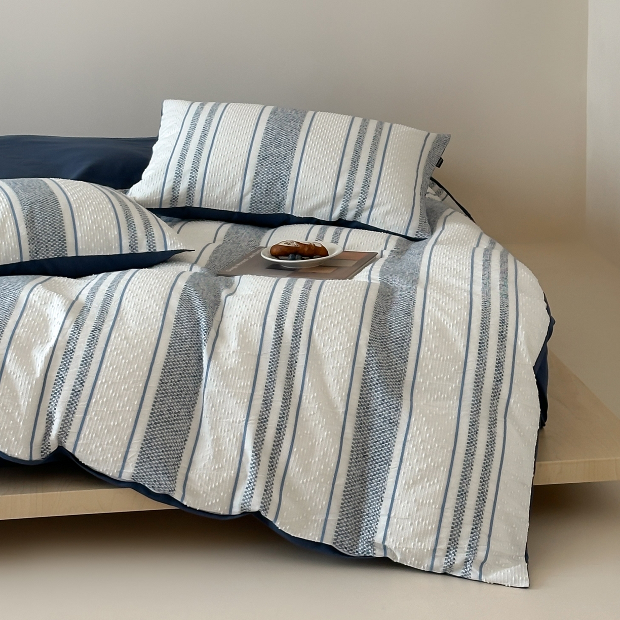 91家纺网 家纺一手货源 找家纺 蜜宿 2025新款全棉纯棉穿线提花四件套-云舒 云舒-蓝