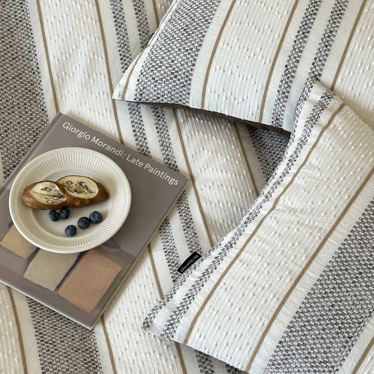 91家纺网 家纺一手货源 找家纺 蜜宿 2025新款全棉纯棉穿线提花四件套-云舒 云舒-咖