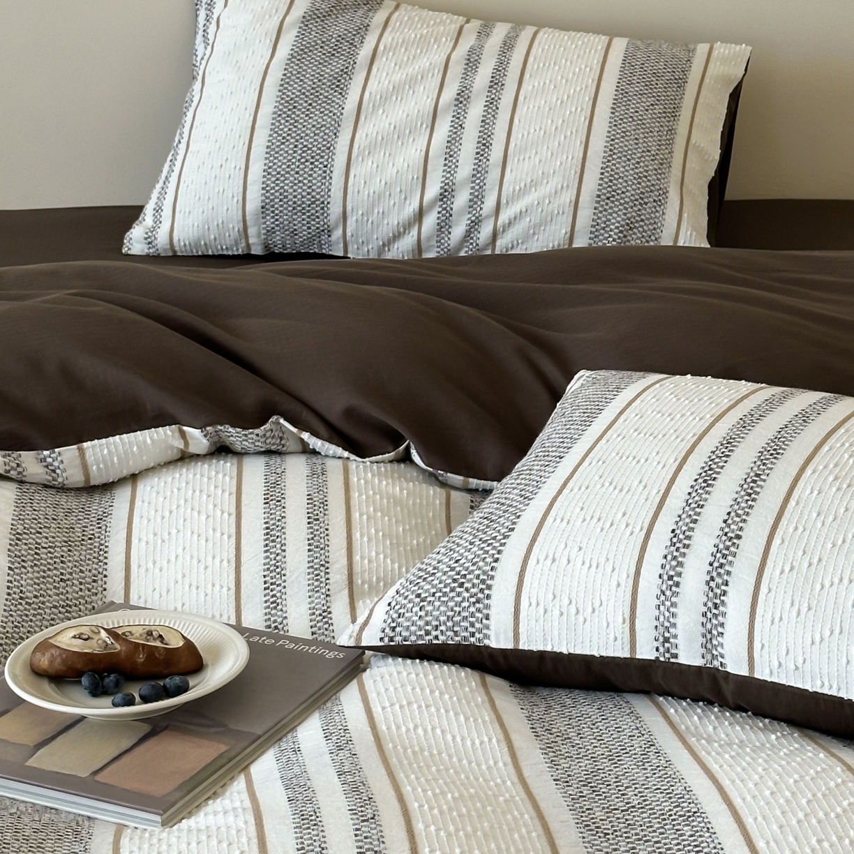 91家纺网 家纺一手货源 找家纺 蜜宿 2025新款全棉纯棉穿线提花四件套-云舒 云舒-咖