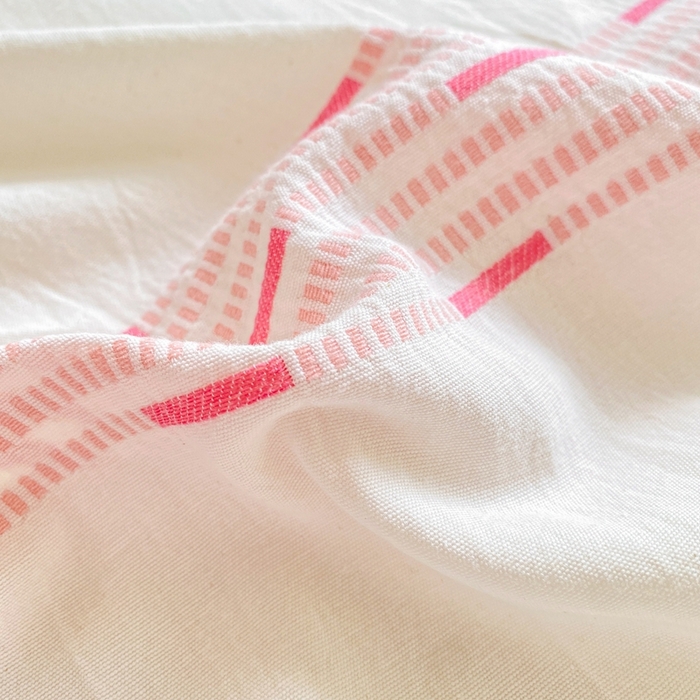 91家纺网 家纺一手货源 找家纺 灰鲸 2025新款全棉纯棉色织提花单床笠 床笠单件 素瑾-粉