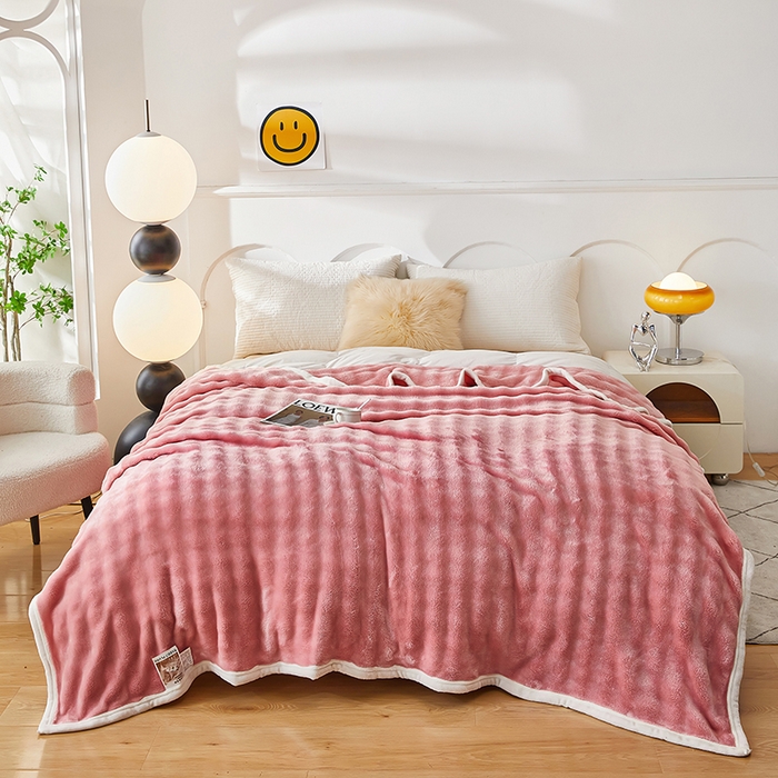 91家纺网 家纺一手货源 找家纺 七里香 2025新款A类跨境外贸托卡斯兔毛绒牛奶绒毛毯泡泡毯多功能盖毯 泡泡毯-粉红