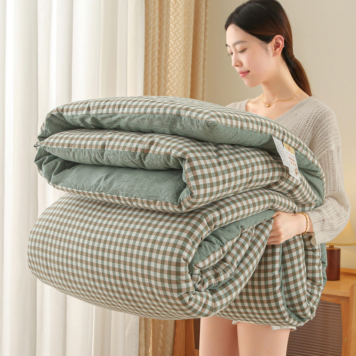 91家纺网 家纺一手货源 找家纺 牛魔王家居 2025新款水洗棉格子冬被春秋被纤维被被子 绿小格