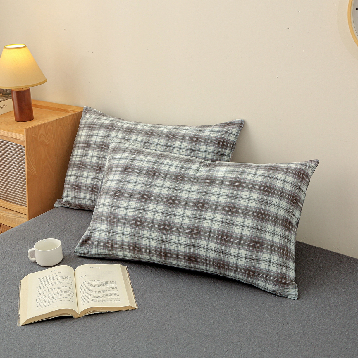 91家纺网 家纺一手货源 找家纺 牛魔王家居 2025新款水洗棉格子冬被春秋被纤维被被子 艾琳-灰