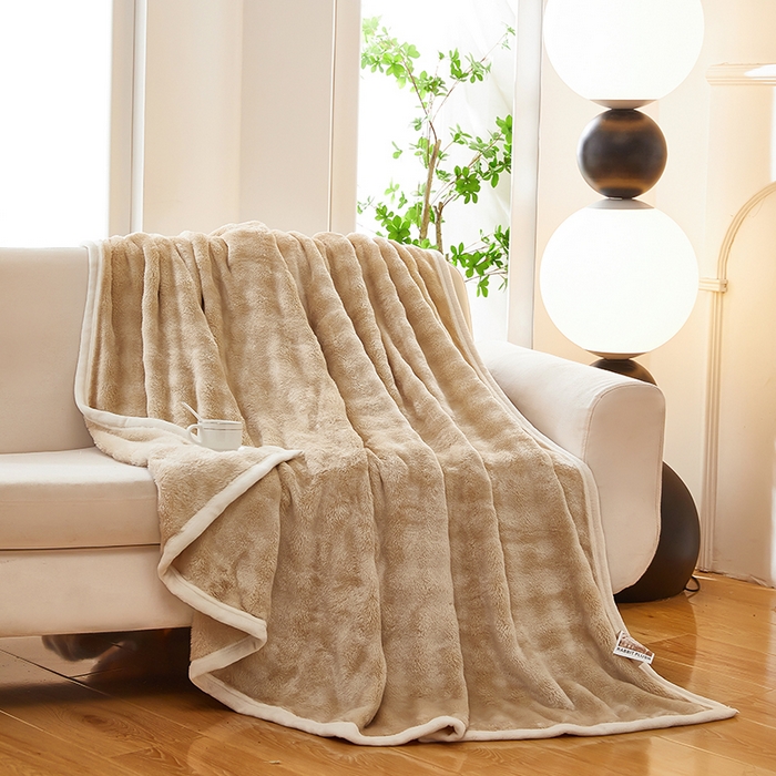 91家纺网 家纺一手货源 找家纺 七里香 2025新款A类跨境外贸托卡斯兔毛绒牛奶绒毛毯泡泡毯多功能盖毯 泡泡毯-米咖