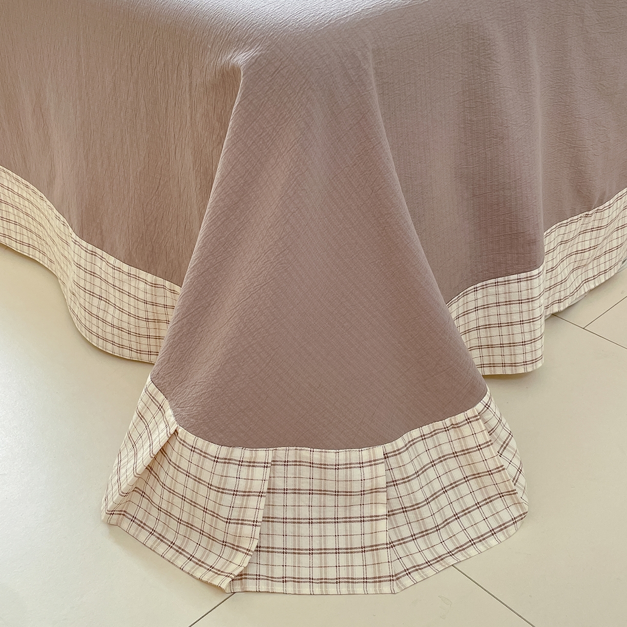 91家纺网 家纺一手货源 找家纺 韩后家纺 2025新款木棉印花四件套 艾格-咖