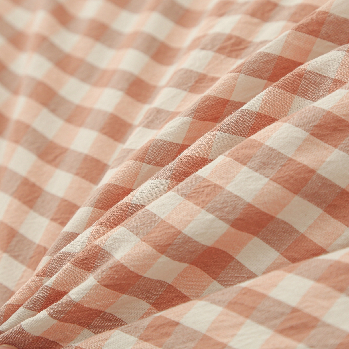 91家纺网 家纺一手货源 找家纺 牛魔王家居 2025新款水洗棉格子冬被春秋被纤维被被子 粉小格