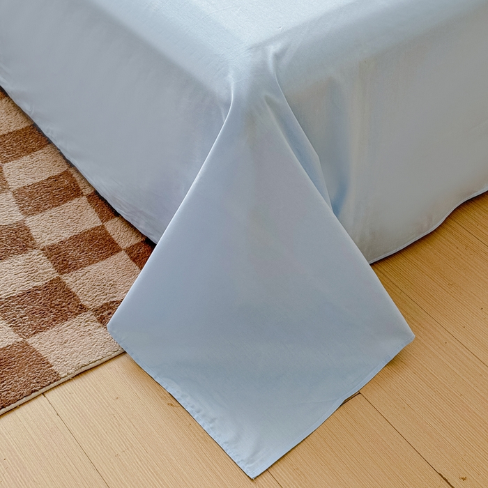 91家纺网 家纺一手货源 找家纺 花香四季家纺 2025新款全棉13376纯棉素色四件套系列床单床笠枕套单品 天真蓝