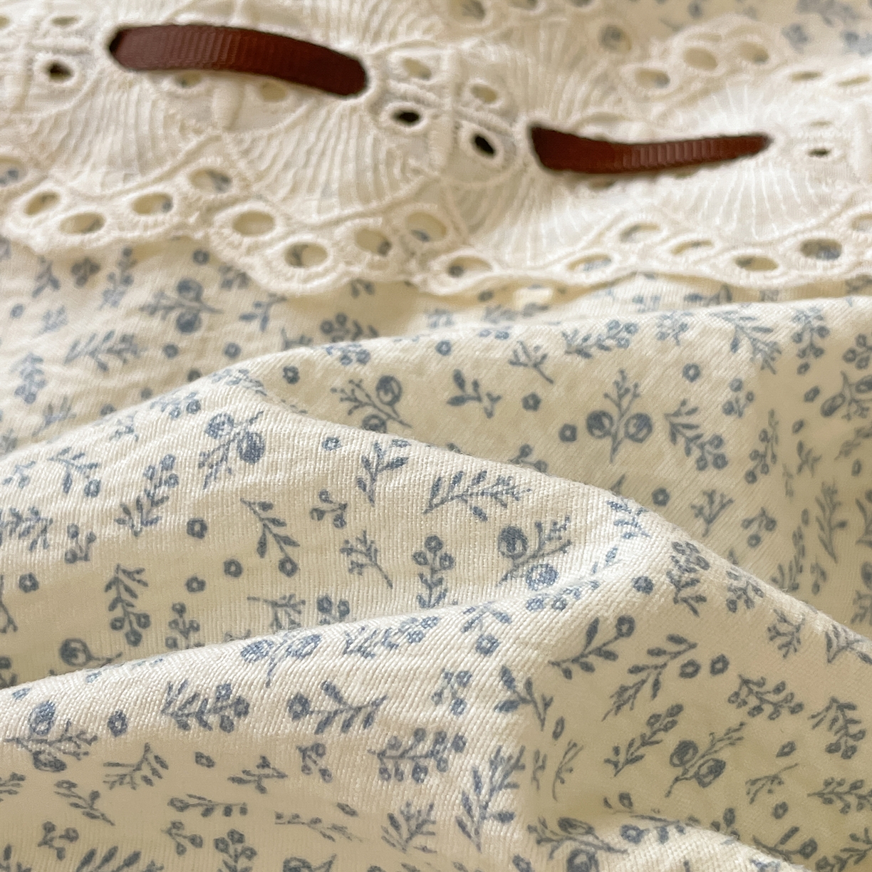 91家纺网 家纺一手货源 找家纺 韩后家纺 2025新款木棉印花四件套 塞纳花园-蓝