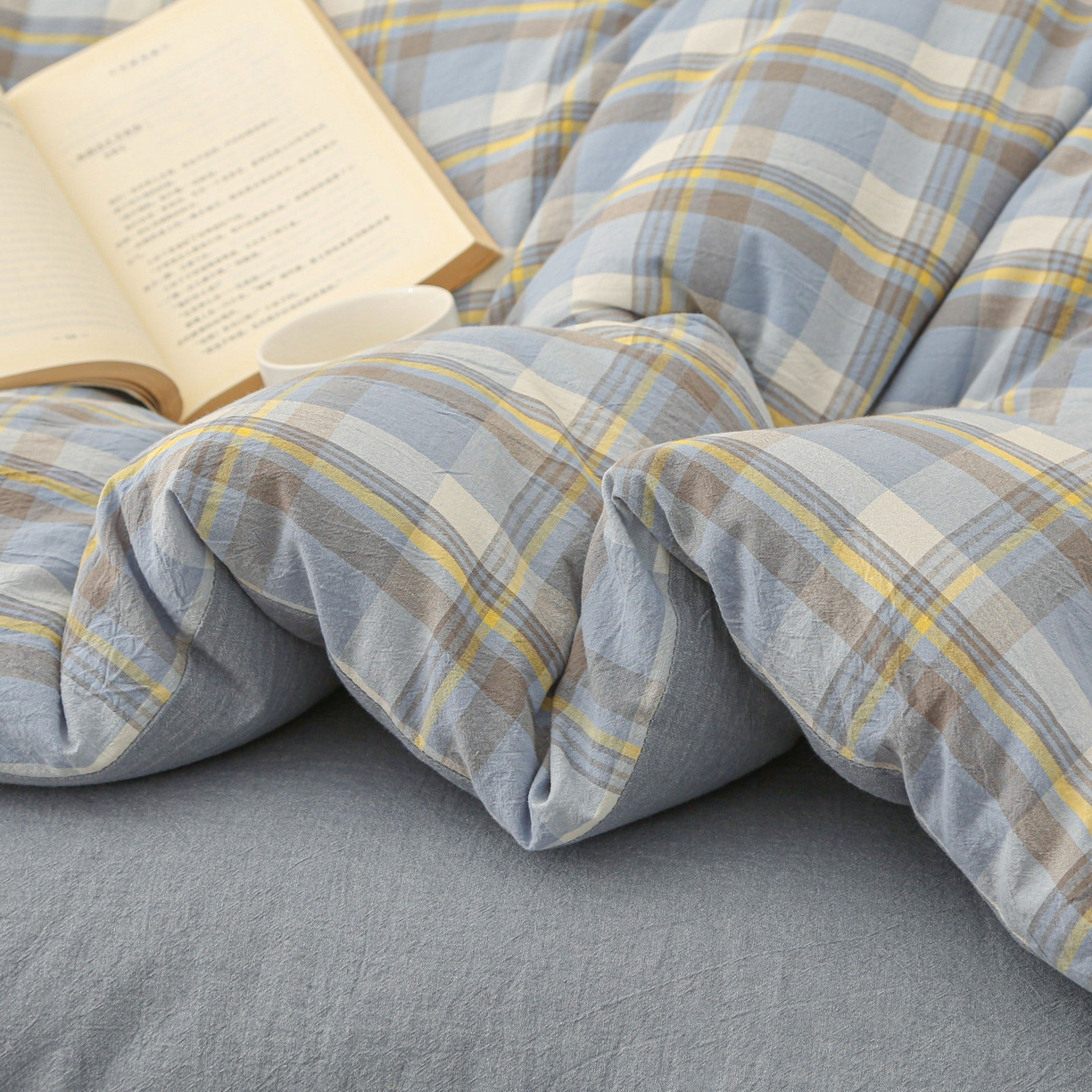 91家纺网 家纺一手货源 找家纺 牛魔王家居 2025新款水洗棉格子冬被春秋被纤维被被子 简兮兰