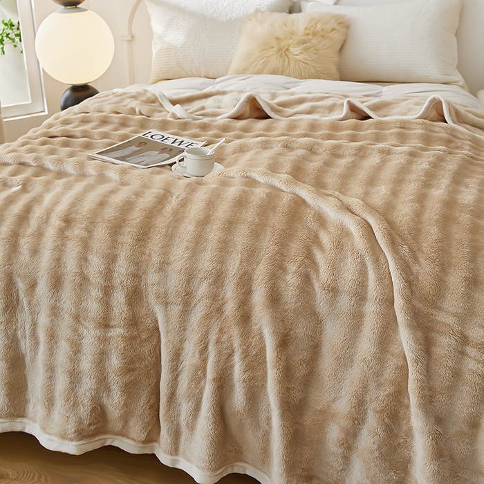 91家纺网 家纺一手货源 找家纺 七里香 2025新款A类跨境外贸托卡斯兔毛绒牛奶绒毛毯泡泡毯多功能盖毯 泡泡毯-米咖