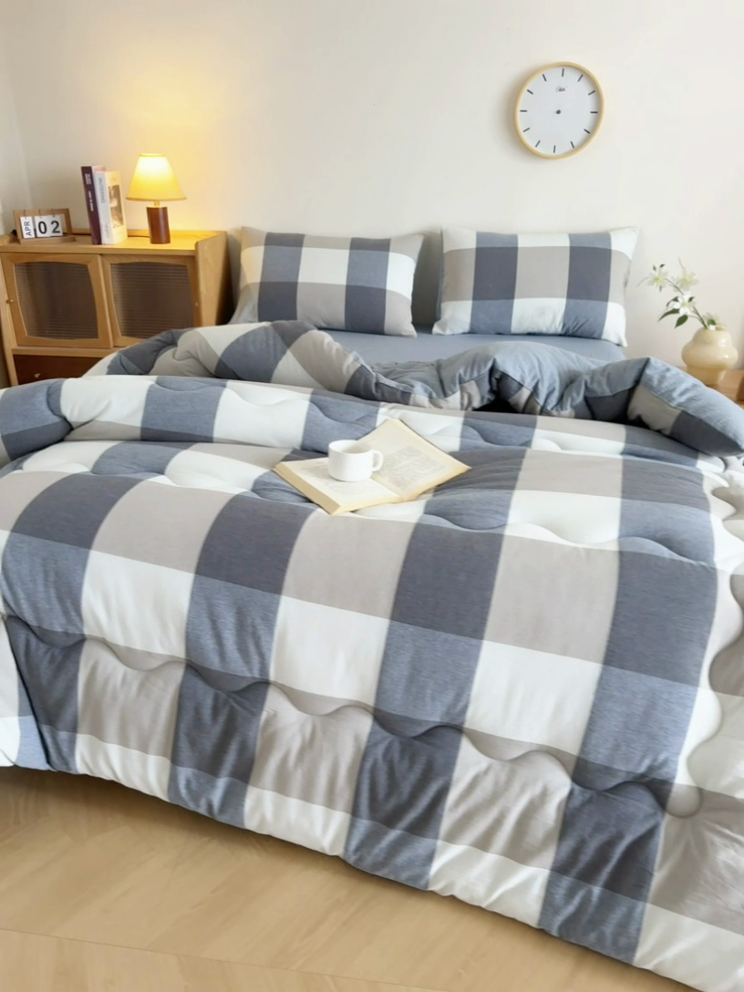 91家纺网 家纺一手货源 找家纺 牛魔王家居 2025新款水洗棉格子冬被春秋被纤维被被子 蓝大格