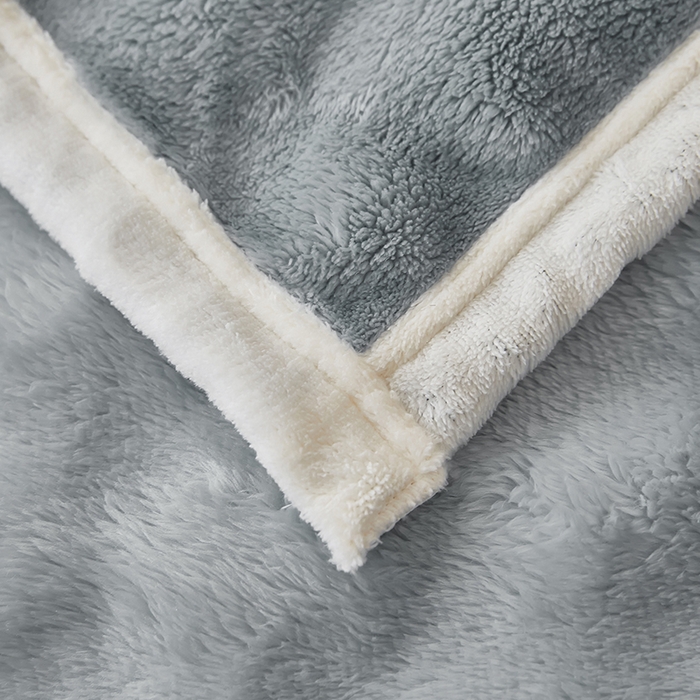 91家纺网 家纺一手货源 找家纺 七里香 2025新款A类跨境外贸托卡斯兔毛绒牛奶绒毛毯泡泡毯多功能盖毯 泡泡毯-浅灰