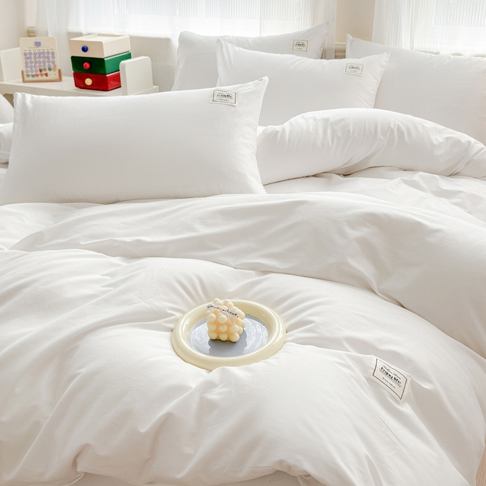 91家纺网 家纺一手货源 找家纺 花香四季家纺 2025新款全棉13376纯棉素色四件套系列床单床笠枕套单品 奶油白
