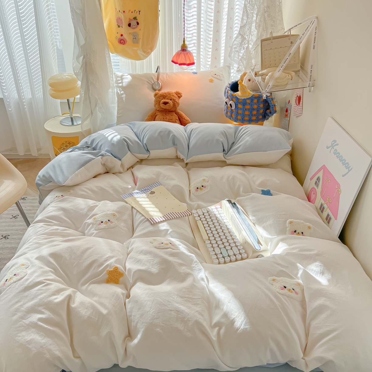 91家纺网 家纺一手货源 找家纺 韩巢家纺 2025新款学生宿舍寝室高低床水洗棉毛巾绣学生季被套床单三件套-幸运熊 幸运熊白蓝