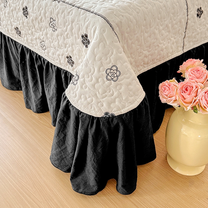 91家纺网 家纺一手货源 找家纺 易辰美 2025新款法式公主风夹棉床盖四件套 煌朝-灰