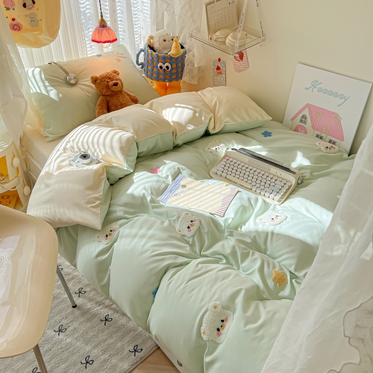 91家纺网 家纺一手货源 找家纺 韩巢家纺 2025新款学生宿舍寝室高低床水洗棉毛巾绣学生季被套床单三件套-幸运熊 幸运熊浅绿黄