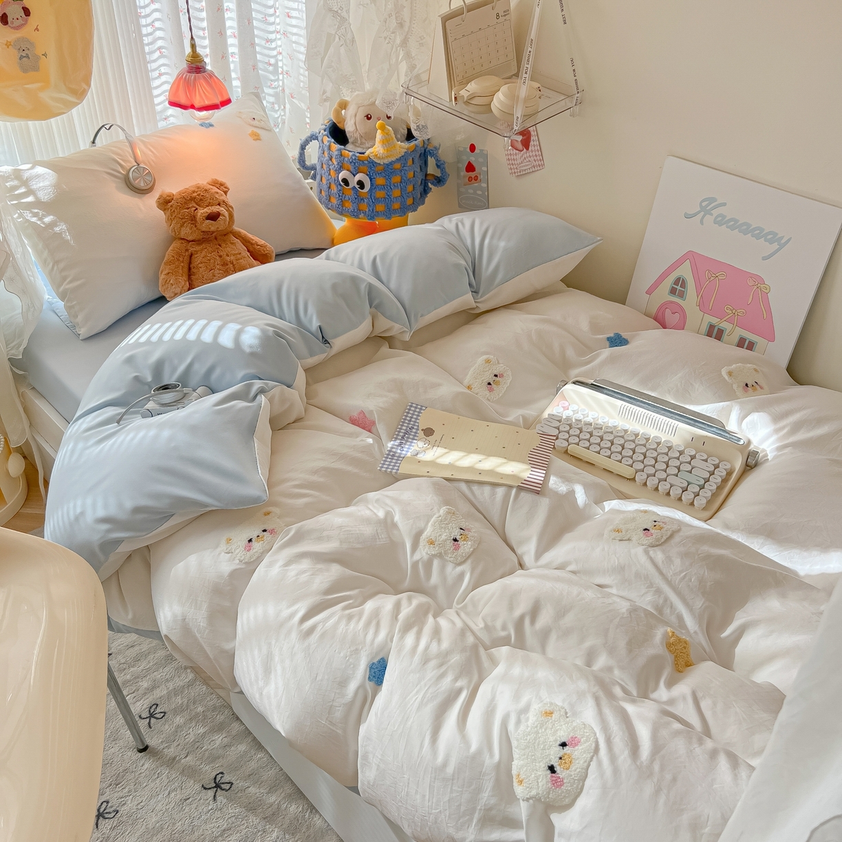 91家纺网 家纺一手货源 找家纺 韩巢家纺 2025新款学生宿舍寝室高低床水洗棉毛巾绣学生季被套床单三件套-幸运熊 幸运熊白蓝