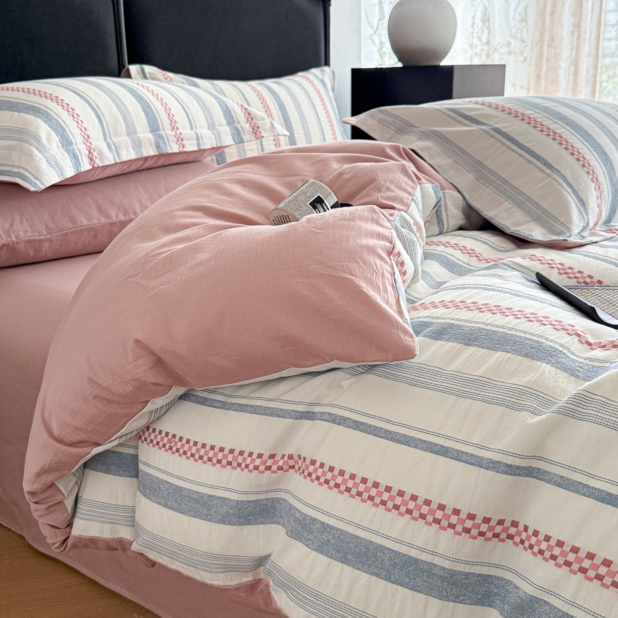 91家纺网 家纺一手货源 找家纺 眠博士 2025新款A类立体穿线提花纯棉四件套 提花股线套件-未来 粉