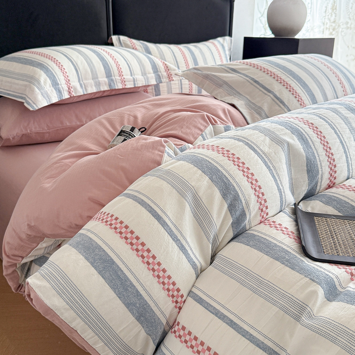 91家纺网 家纺一手货源 找家纺 眠博士 2025新款A类立体穿线提花纯棉四件套 提花股线套件-未来 粉