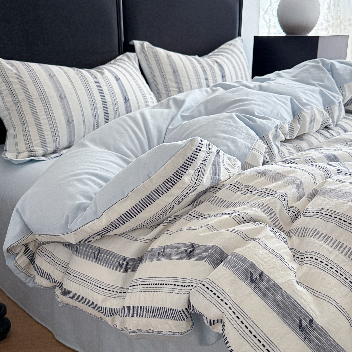 91家纺网 家纺一手货源 找家纺 眠博士 2025新款A类立体穿线提花纯棉四件套 提花股线套件-素简 蓝