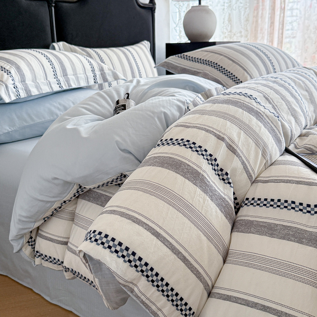 91家纺网 家纺一手货源 找家纺 眠博士 2025新款A类立体穿线提花纯棉四件套 提花股线套件-未来 蓝