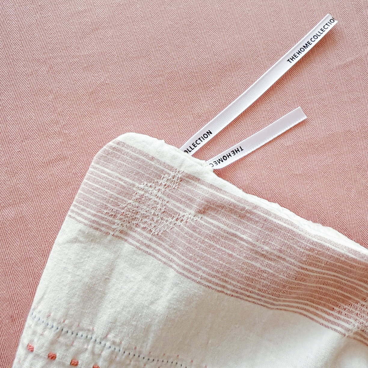 91家纺网 家纺一手货源 找家纺 （总）眠博士 2025新款A类立体穿线提花纯棉四件套