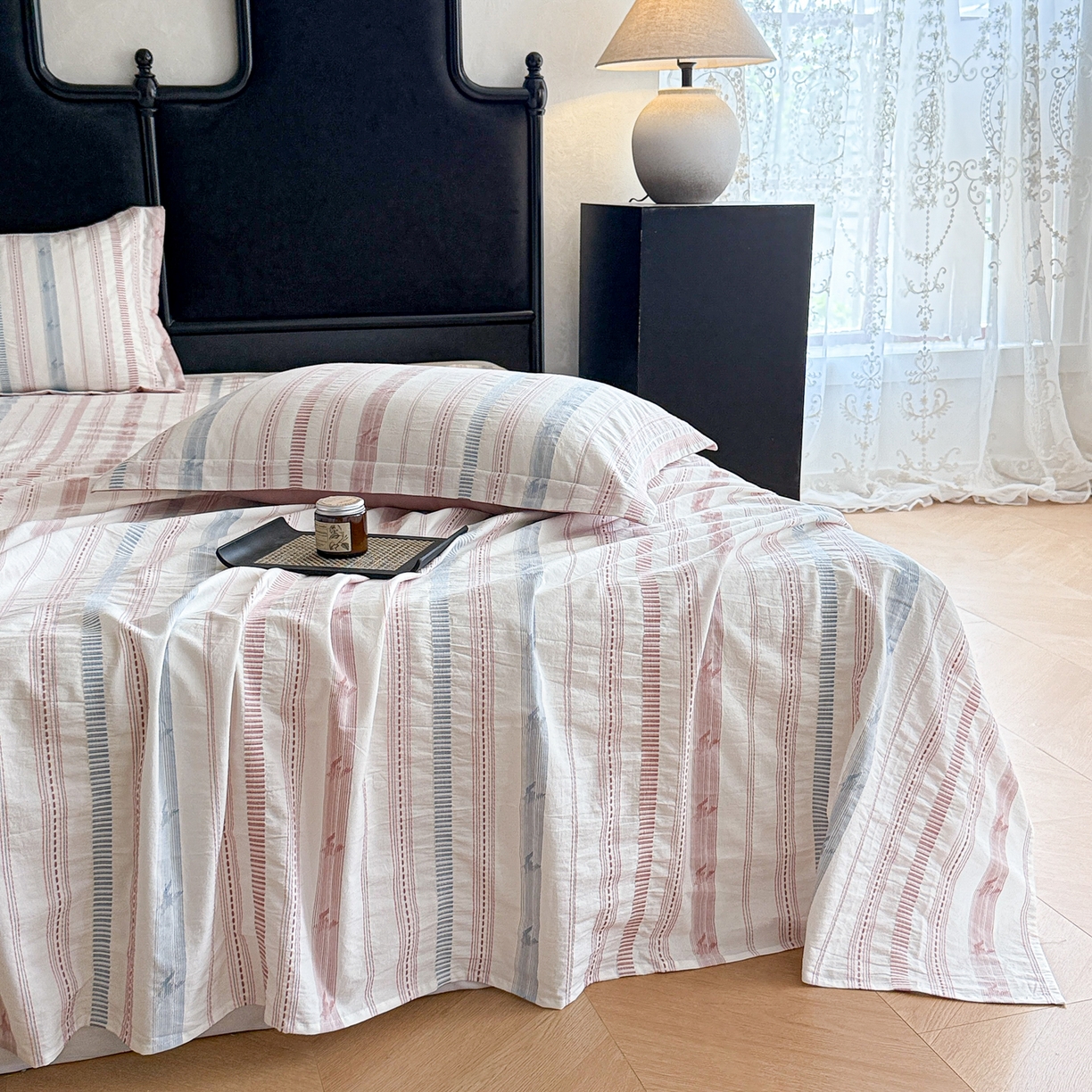 91家纺网 家纺一手货源 找家纺 眠博士 2025新款A类立体穿线提花纯棉单床单 提花股线床单-素简 粉