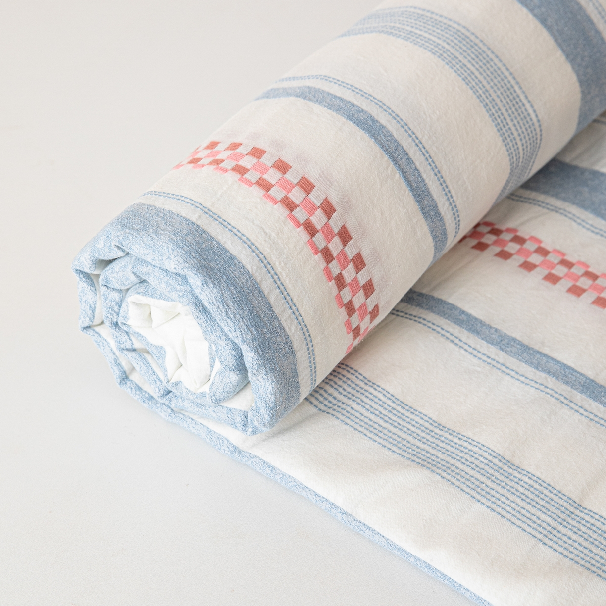 91家纺网 家纺一手货源 找家纺 眠博士 2025新款A类立体穿线提花纯棉单床单 提花股线床单-未来 粉