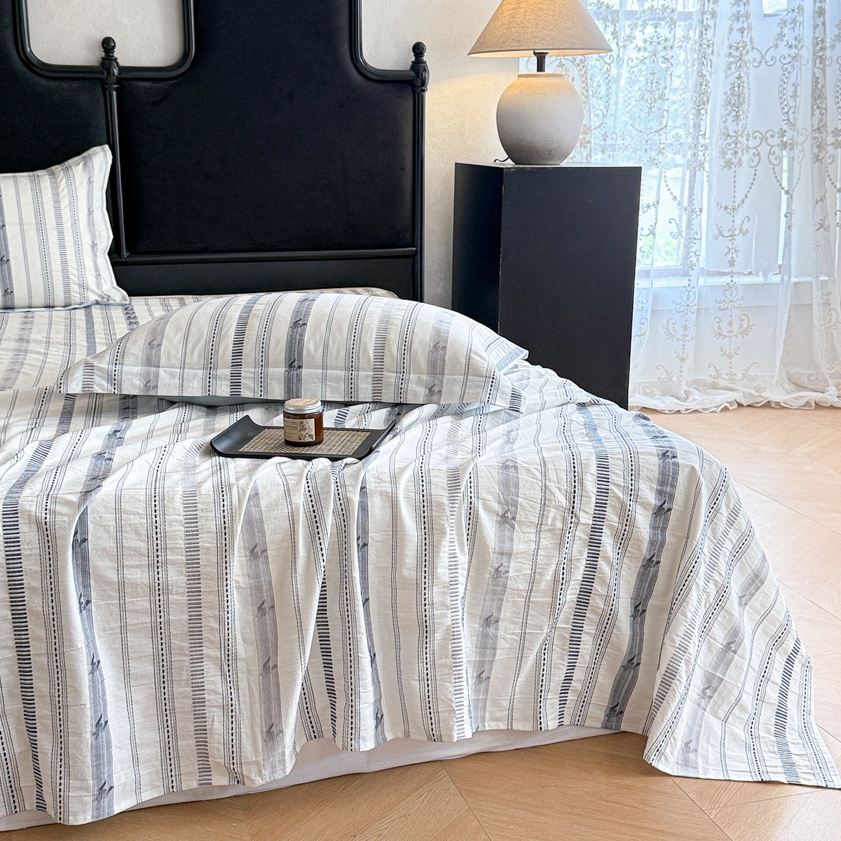 91家纺网 家纺一手货源 找家纺 眠博士 2025新款A类立体穿线提花纯棉单床单 提花股线床单-素简 蓝