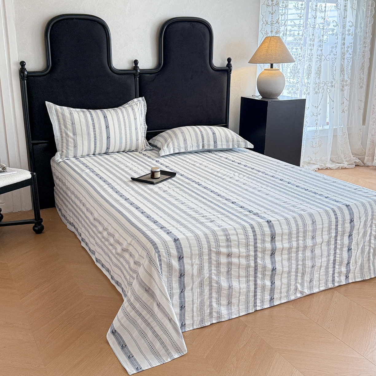 91家纺网 家纺一手货源 找家纺 眠博士 2025新款A类立体穿线提花纯棉单床单 提花股线床单-素简 蓝