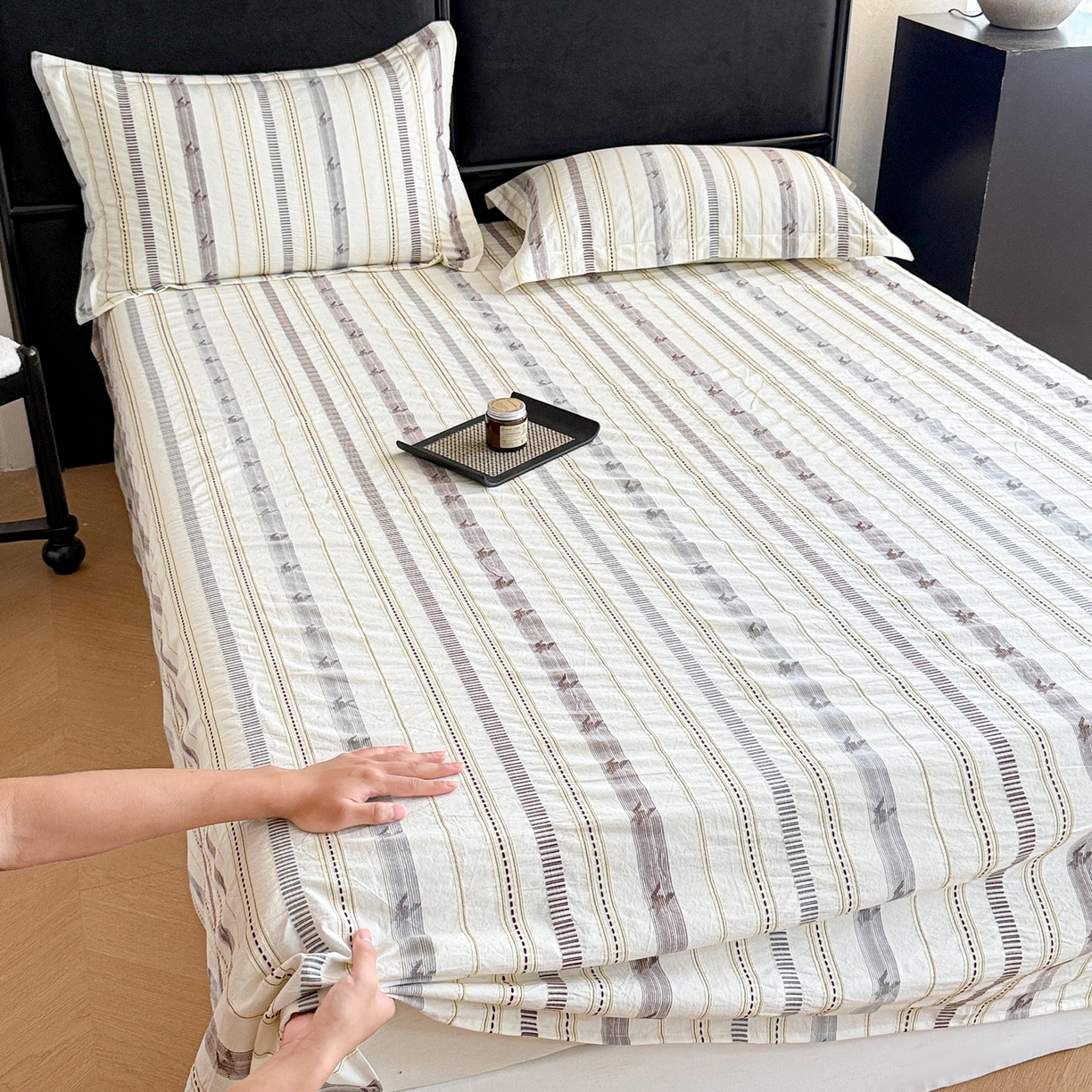 91家纺网 家纺一手货源 找家纺 眠博士 2025新款A类立体穿线提花纯棉单床单 提花股线床单-素简 米