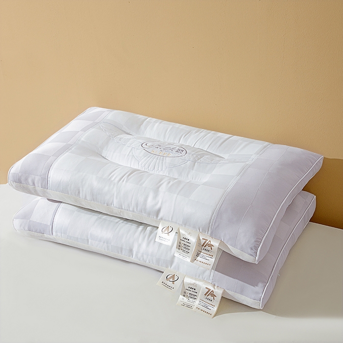 91家纺网 家纺一手货源 找家纺 鼎晟纺 2025新款针织大豆纤维舒眠立体枕学生枕头成人枕芯单枕芯 针织大豆舒眠枕-白灰