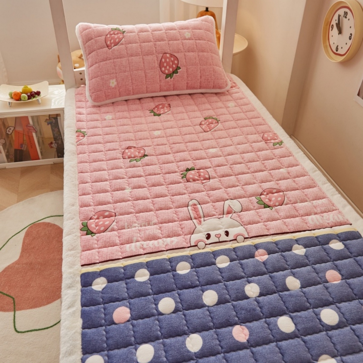 91家纺网 家纺一手货源 找家纺 （总）东宇床垫 2025新款A类牛奶绒印花直角防滑床垫床褥三件套-学生款