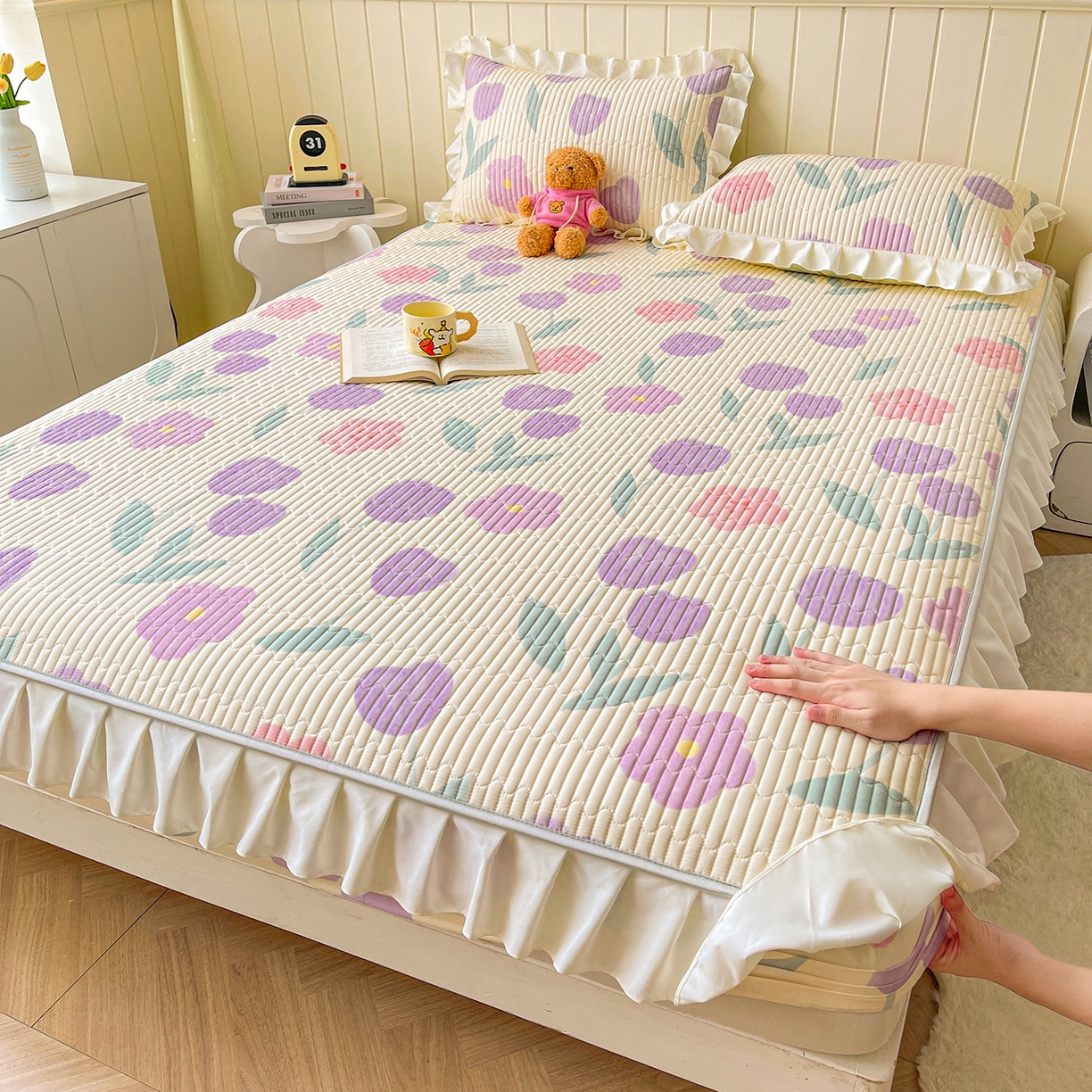 91家纺网 家纺一手货源 找家纺 （总）伊人坊2025新款A类唯美纯棉印花夹棉床笠