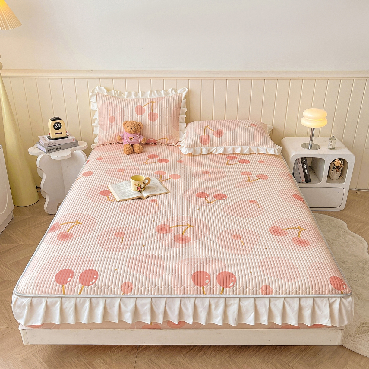 91家纺网 家纺一手货源 找家纺 （总）伊人坊2025新款A类唯美纯棉印花夹棉床笠