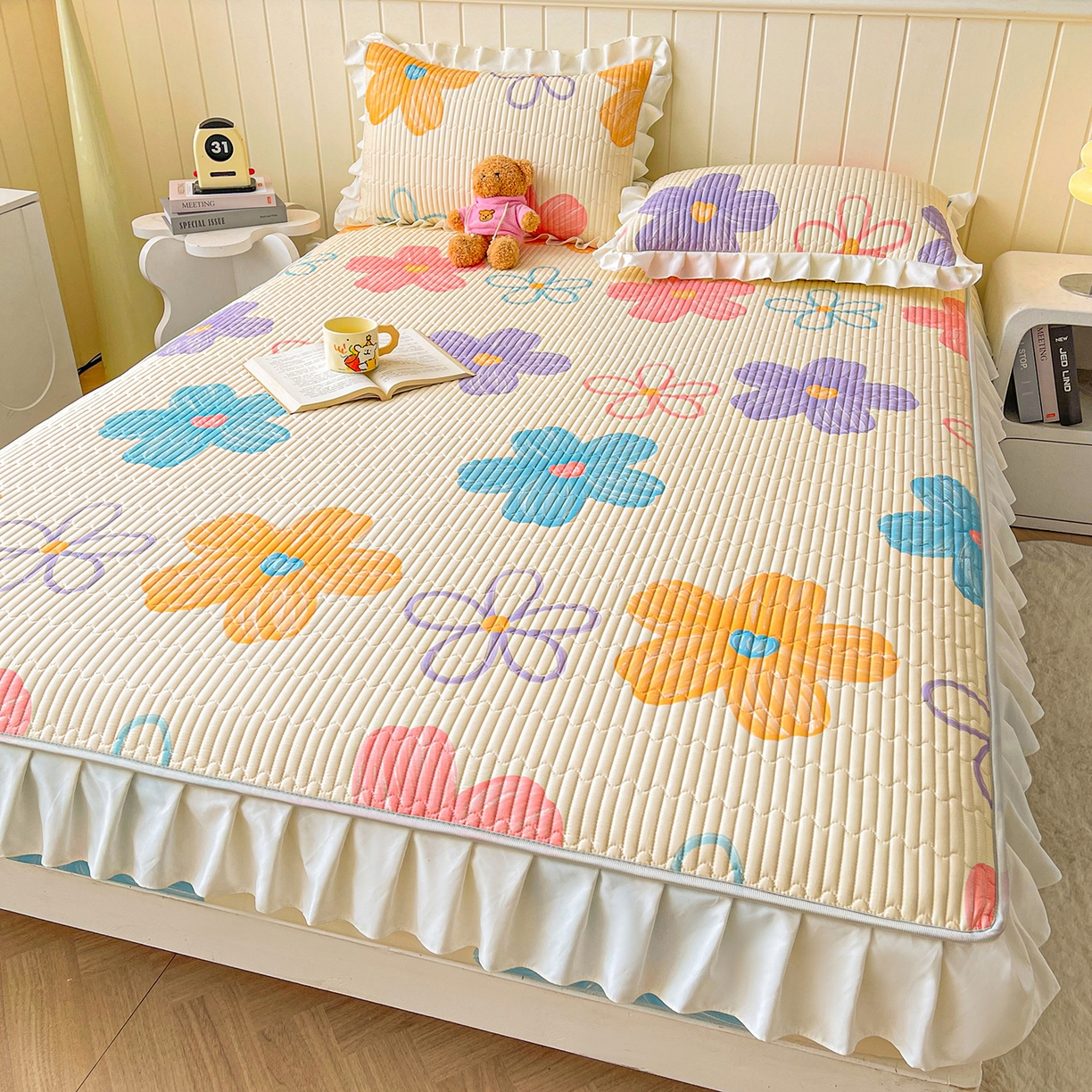 91家纺网 家纺一手货源 找家纺 伊人坊2025新款A类唯美纯棉印花夹棉床笠 纯棉+花花世界