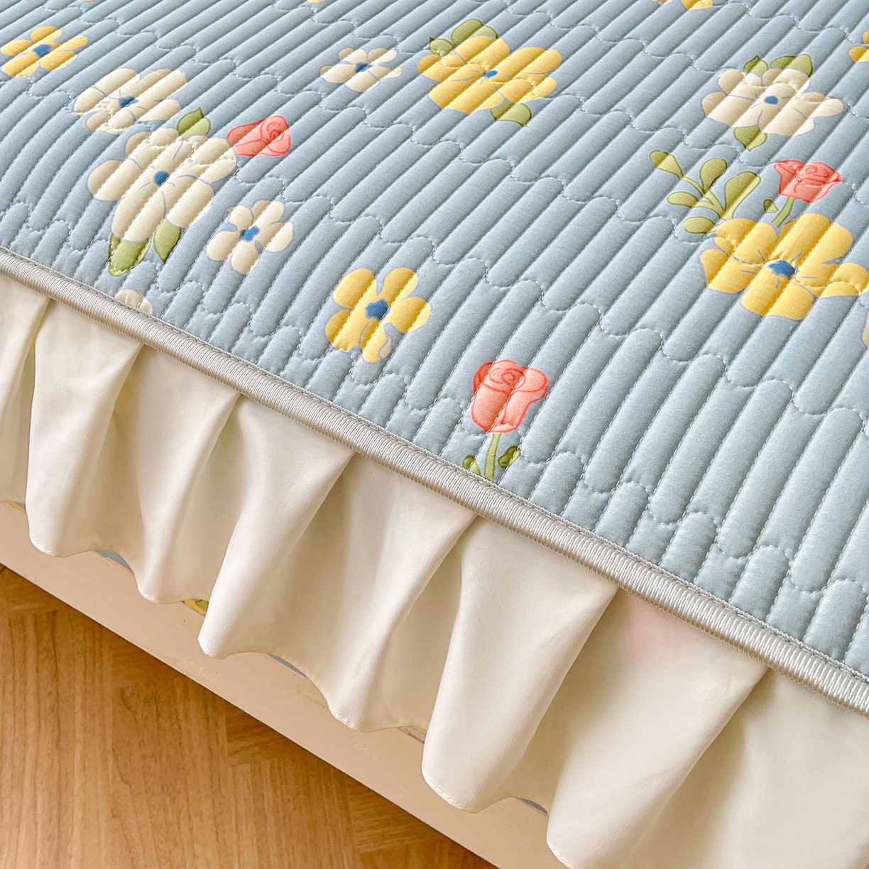 91家纺网 家纺一手货源 找家纺 伊人坊2025新款A类唯美纯棉印花夹棉床笠 纯棉+梦中花语