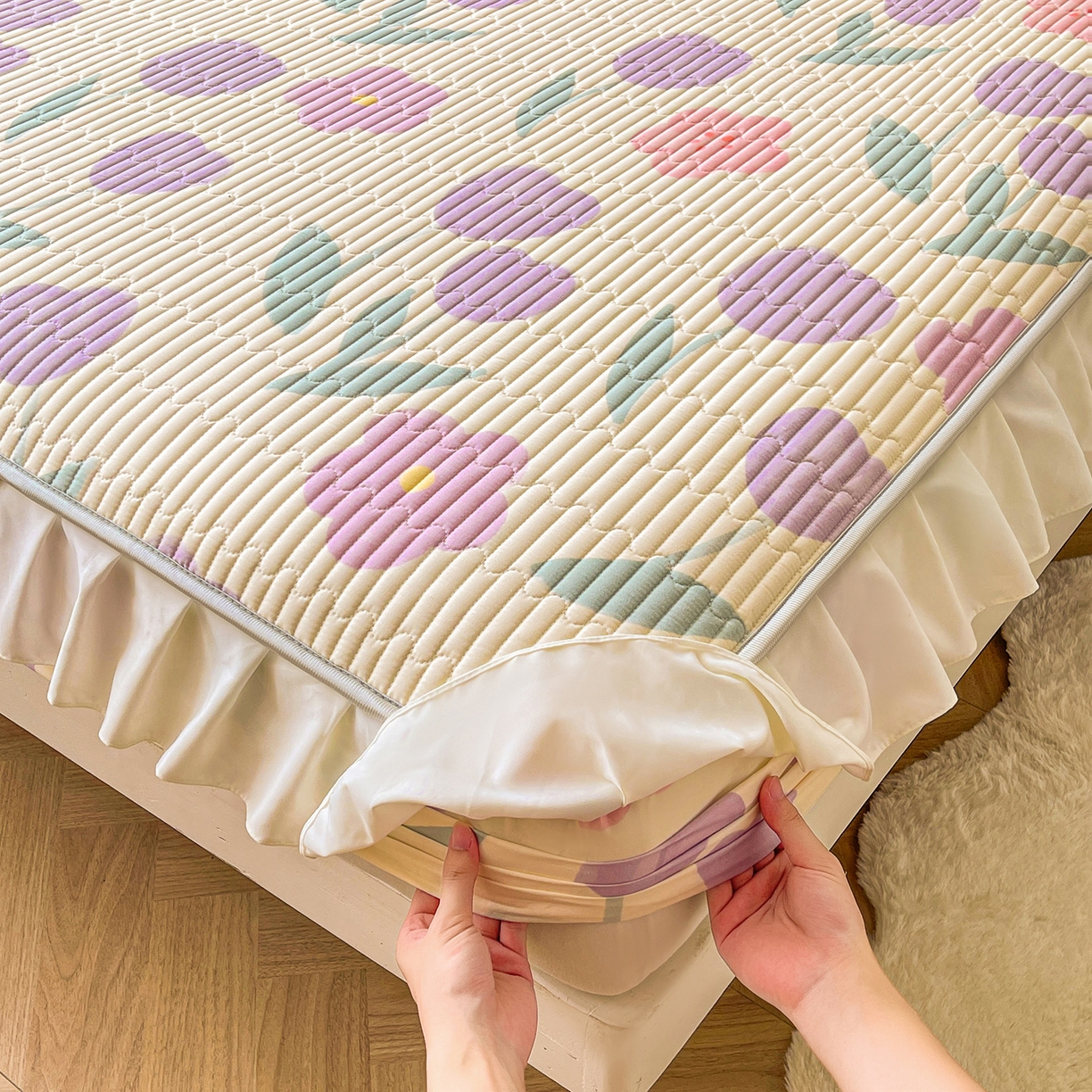 91家纺网 家纺一手货源 找家纺 伊人坊2025新款A类唯美纯棉印花夹棉床笠 纯棉+遇见花开