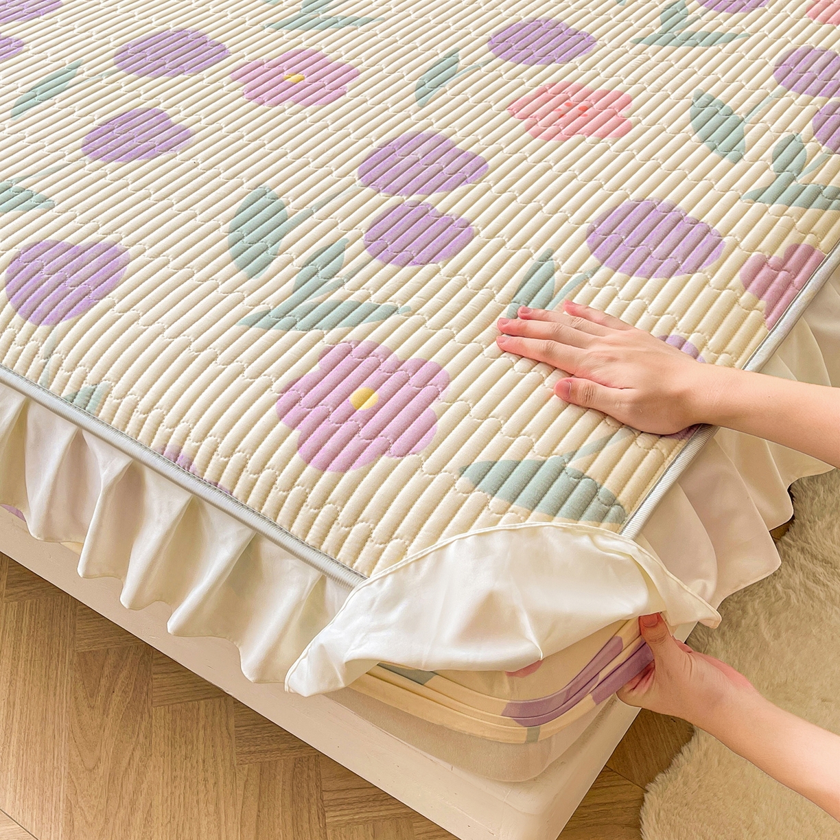 91家纺网 家纺一手货源 找家纺 伊人坊2025新款A类唯美纯棉印花夹棉床笠 纯棉+遇见花开