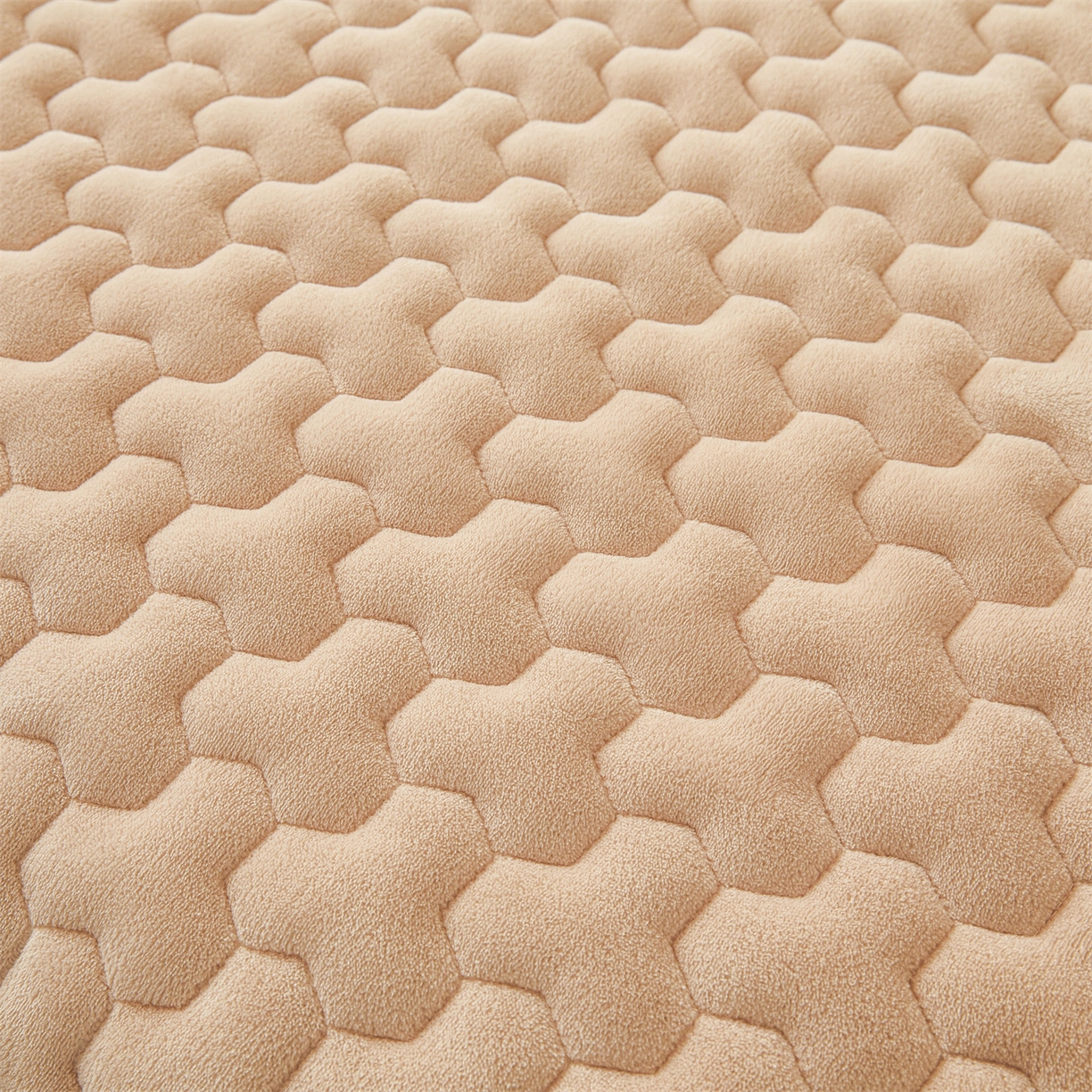 91家纺网 家纺一手货源 找家纺 雯豆家纺 2025冬季新款纯色素色牛奶绒夹棉床笠三件套保暖席梦思保护套牛奶绒夹棉床笠-山茶杏