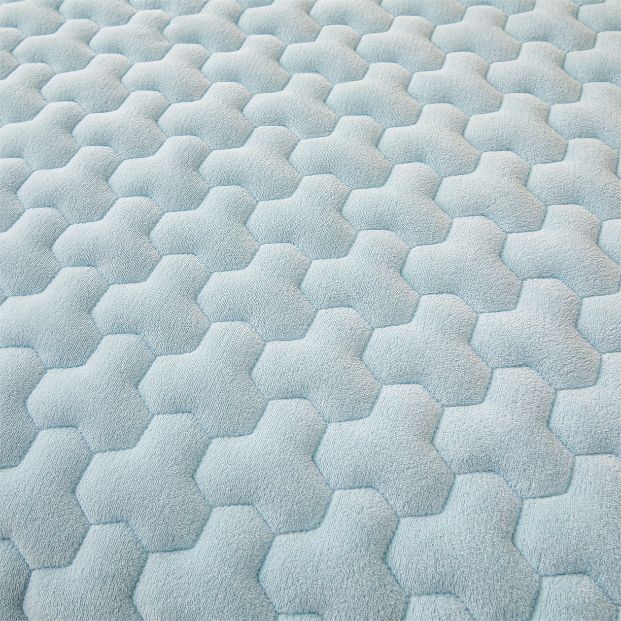 91家纺网 家纺一手货源 找家纺 雯豆家纺 2025冬季新款纯色素色牛奶绒夹棉床笠三件套保暖席梦思保护套牛奶绒夹棉床笠-天蓝