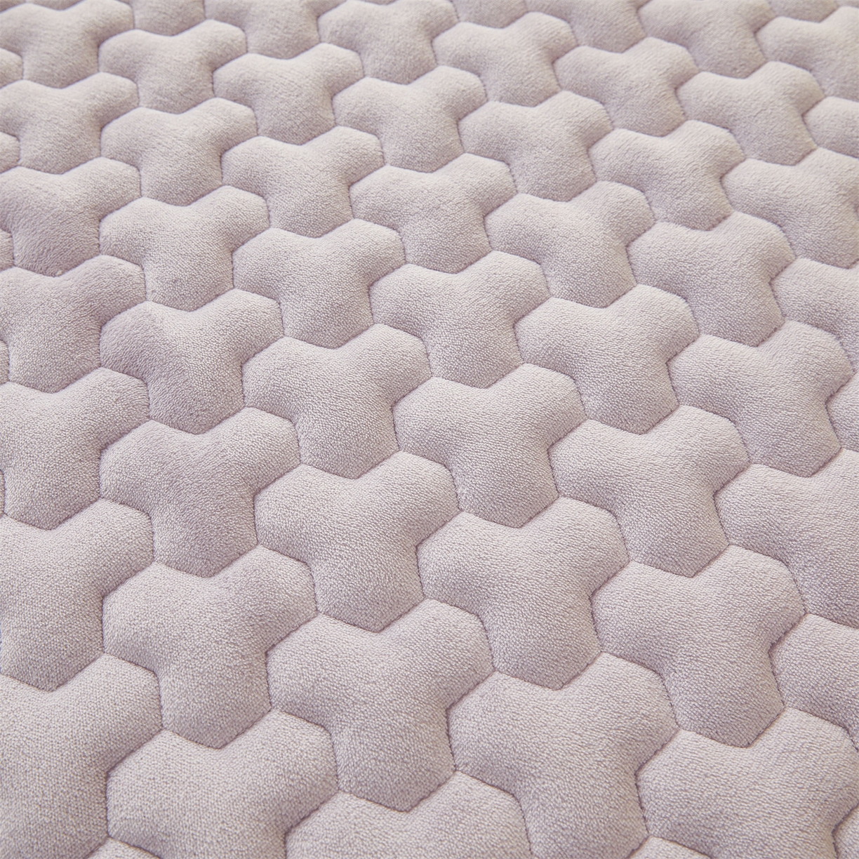 91家纺网 家纺一手货源 找家纺 雯豆家纺 2025冬季新款纯色素色牛奶绒夹棉床笠三件套保暖席梦思保护套牛奶绒夹棉床笠-雪青