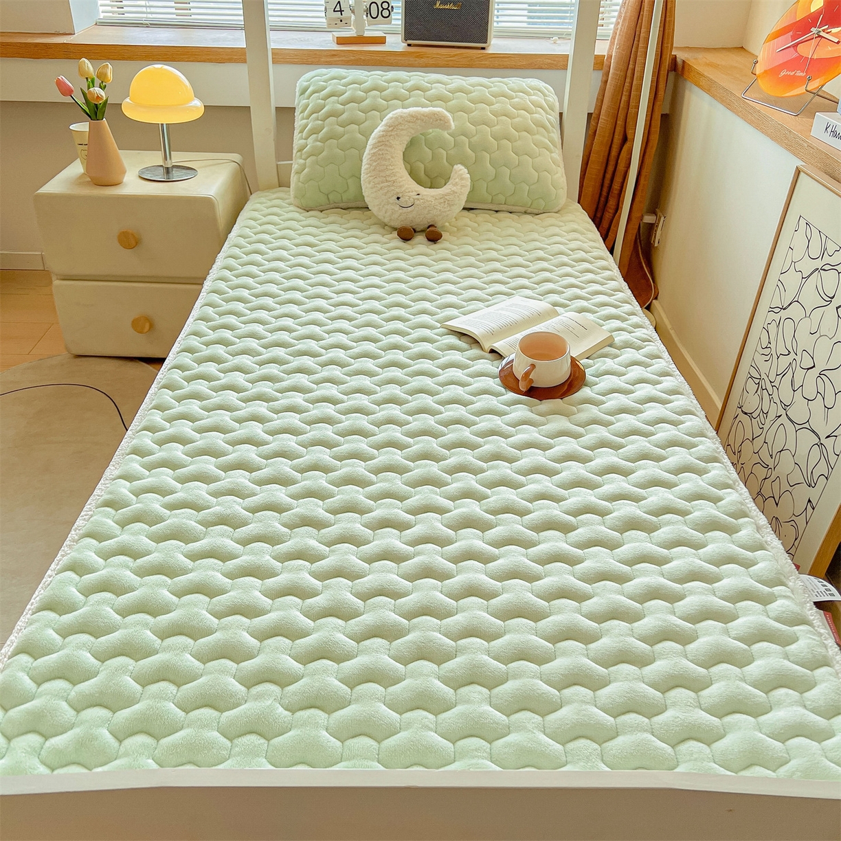 91家纺网 家纺一手货源 找家纺 雯豆 2025冬季新品牛奶绒夹棉床笠大学生床垫保护套纯色素色床罩牛奶绒夹棉床笠-薄荷绿