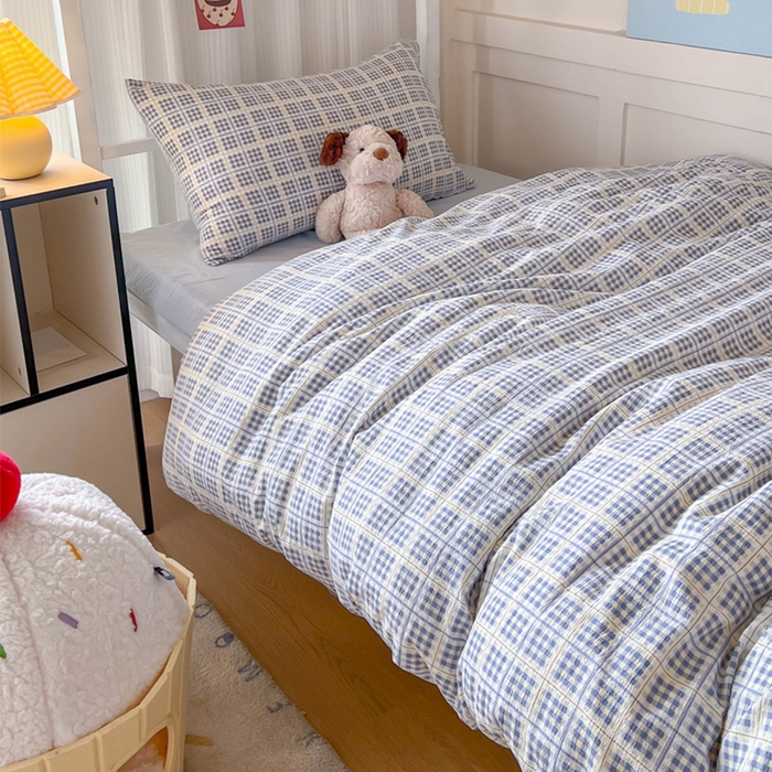 91家纺网 家纺一手货源 找家纺 玉海棠家纺 2025新款云感双层纱提花学生宿舍三件套上下铺三件套 定格时光